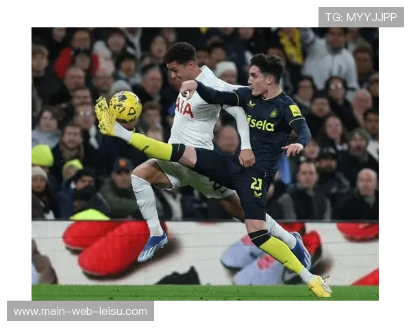 理查利森包抄破门，热刺先拔头筹