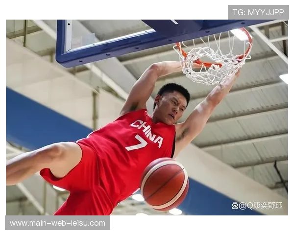 李弘权三分精准,成上海队重要空间型四号位 李弘权三分精准,成上海队重要空间型四号位